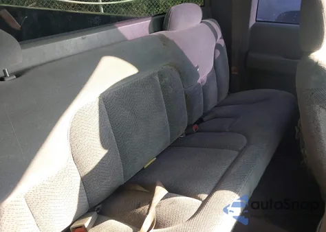 1998 Chevrolet C1500 Fleetside из США, поврежденный, VIN 1GCEC19W6WE145713